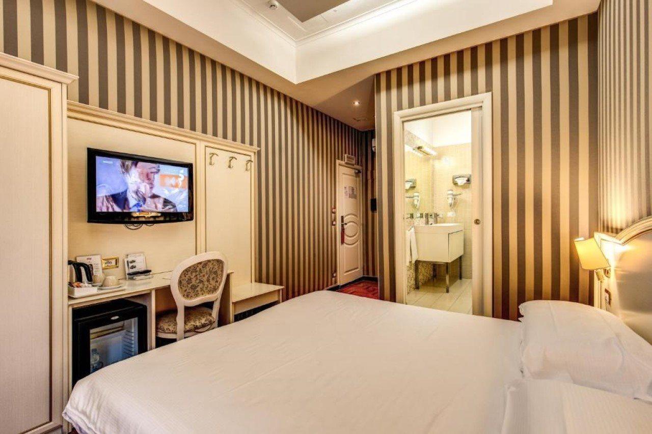 Trevi 41 Hotel Рим Экстерьер фото