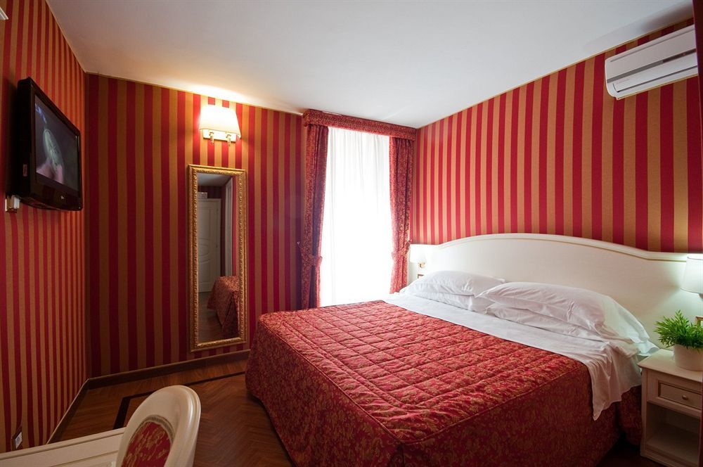 Trevi 41 Hotel Рим Экстерьер фото