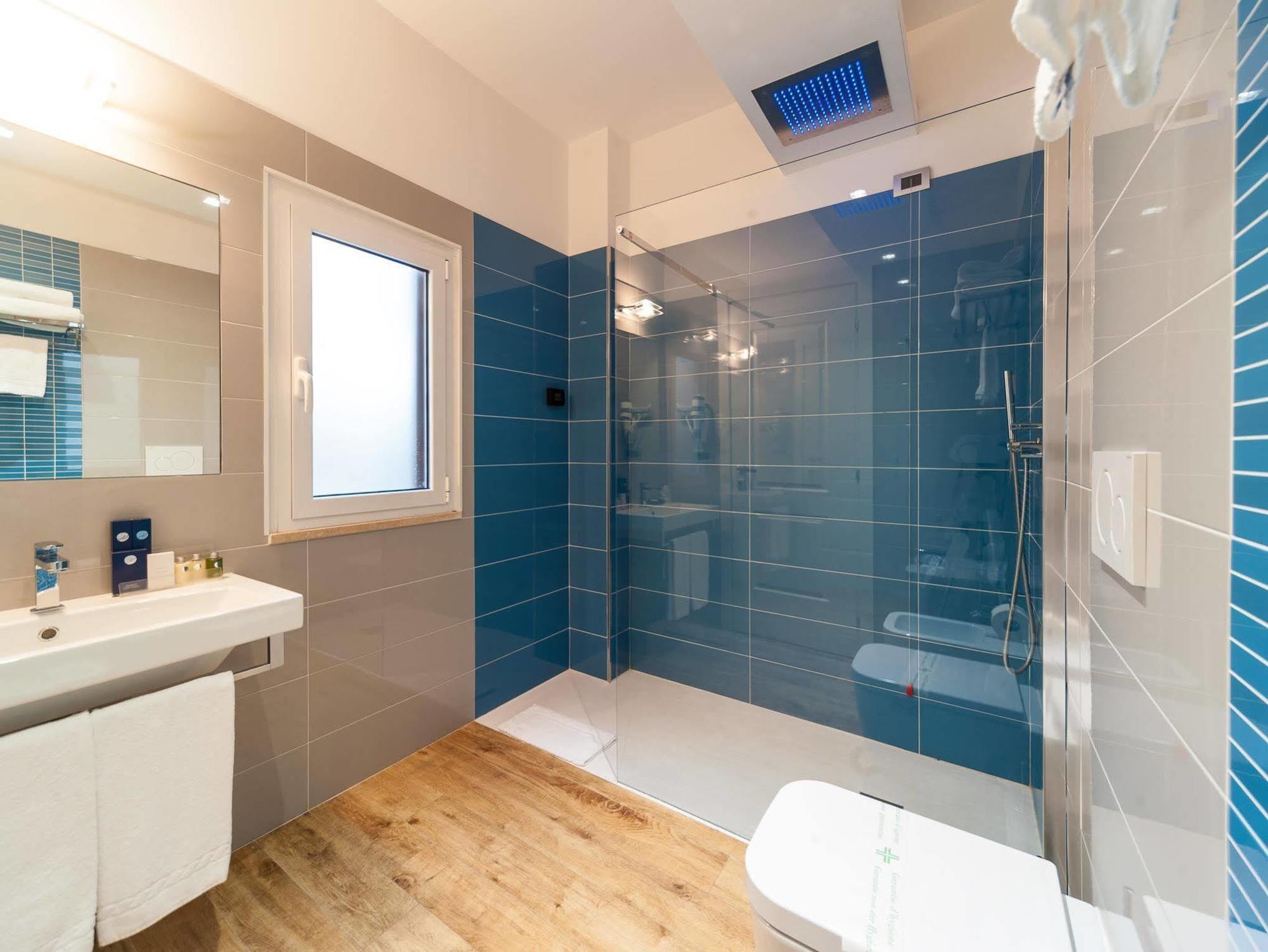 Trevi 41 Hotel Рим Экстерьер фото